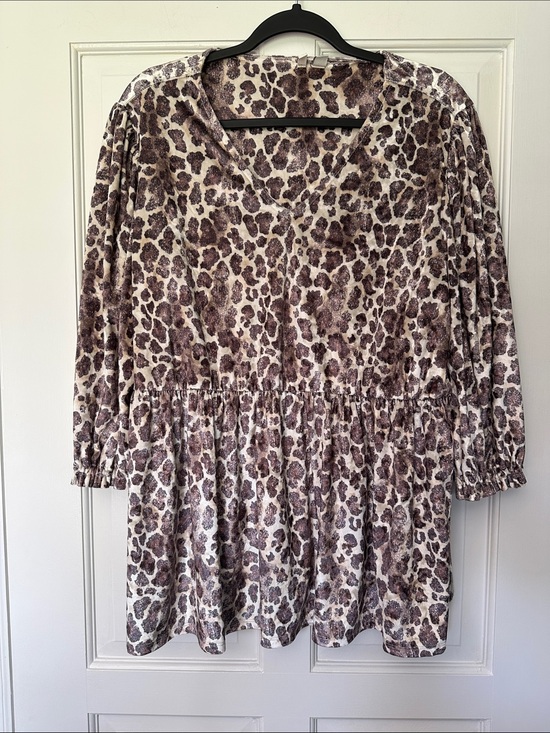 Cato Tops - Cato Brown & White Leopard-Print V-Neck Velvety Tunic Top Size XL